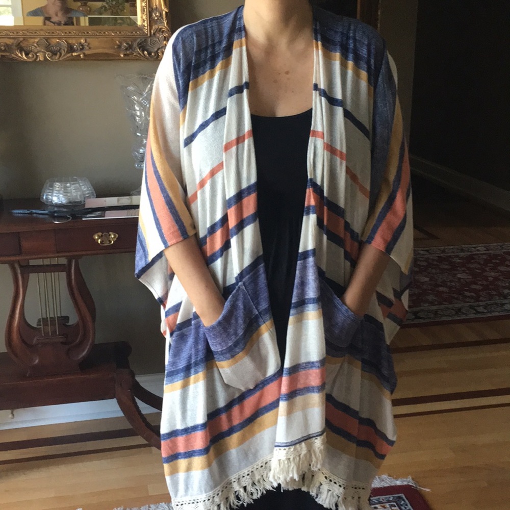 Wrap - Picture 2 of 6